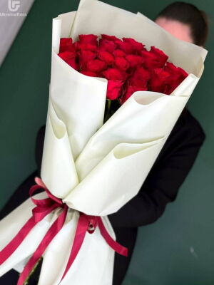 25 Красных Роз фото доставки  1 25 Красных Роз фото доставки Украина 1