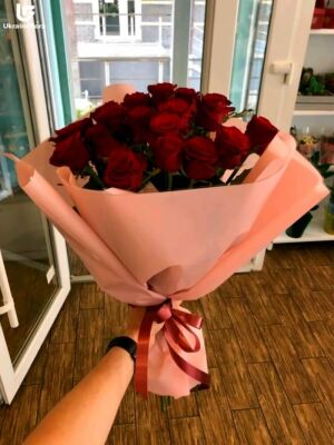25 Red Roses Photo Delivery 10 25 Red Roses Photo Delivery Ukraine 10