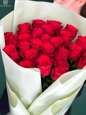 25 Красных Роз фото доставки  2 25 Красных Роз фото доставки Украина 2