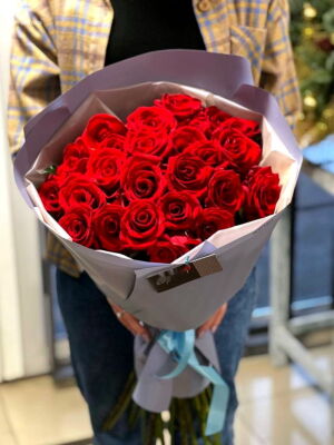 25 Красных Роз фото доставки  6 25 Красных Роз фото доставки Украина 6