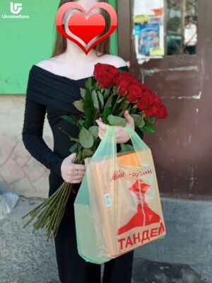 25 Luxury Red Roses Photo Delivery  2 25 Luxury Red Roses Photo Delivery Ukraine 2