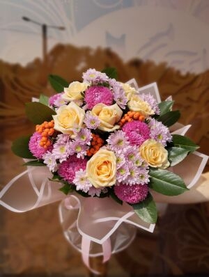 7 Pink Roses Pure Mix Ukraine 7 Pink Roses Pure Mix
