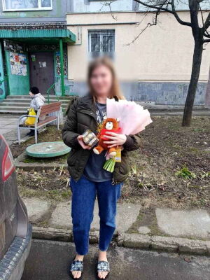 Hugs Plus Set Photo Delivery  2 Hugs Plus Set Photo Delivery Ukraine 2