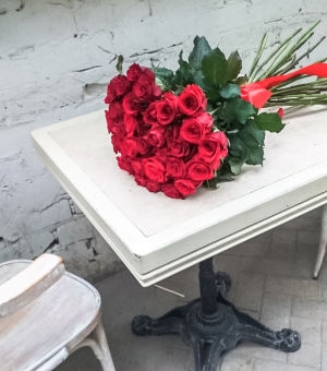 35 Red Roses delivery 35 Red Roses send