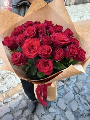 21 Red Roses Photo Delivery 9 21 Red Roses Photo Delivery Ukraine 9