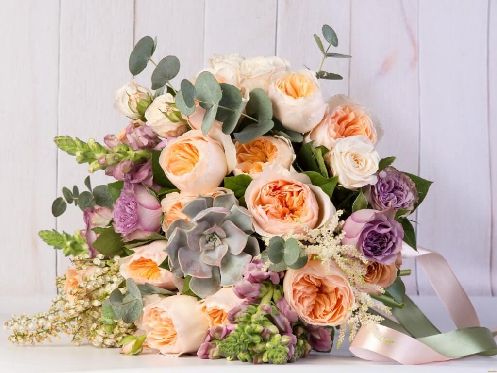 Bouquet trends for March 8 2023 11