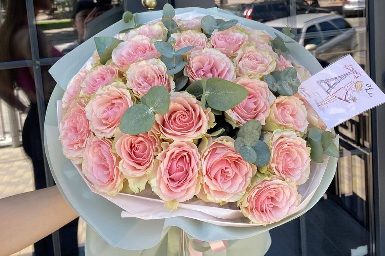 Independence Day Flowers Ukraine 1 Bouquet for Independence Day in Ukraine