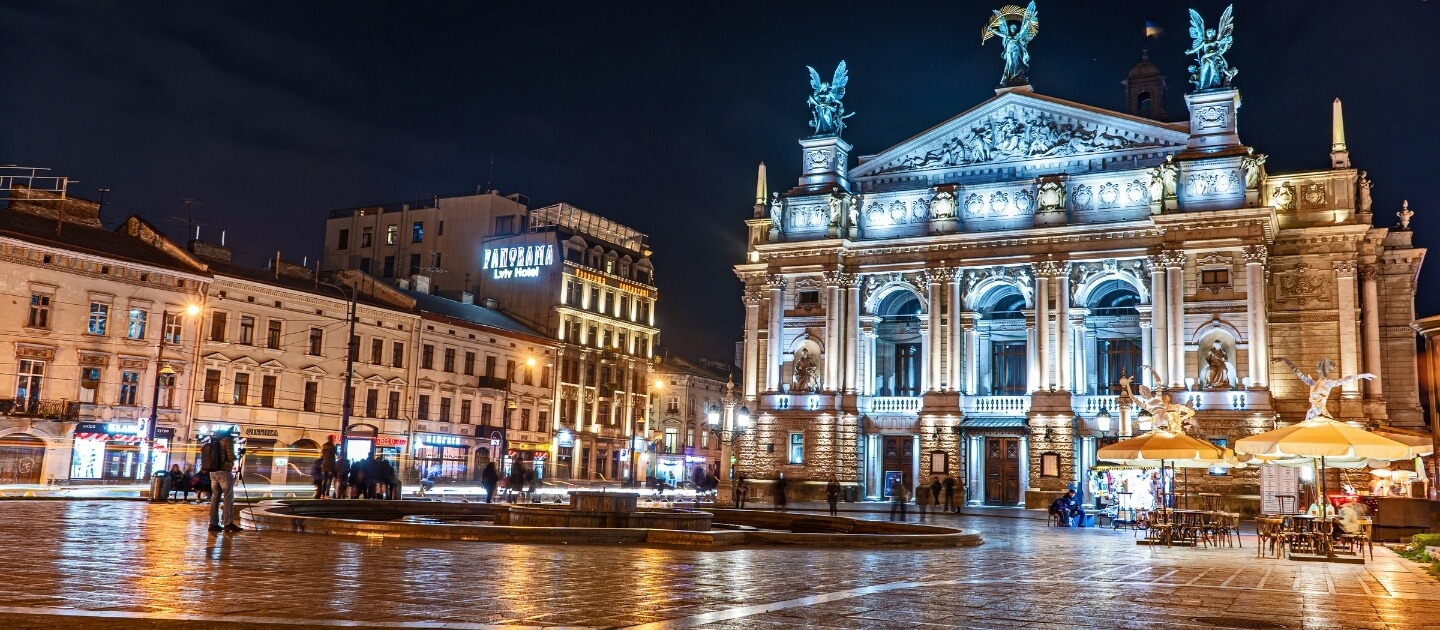 Flowers and Gifts Delivery in Lviv Ukraine