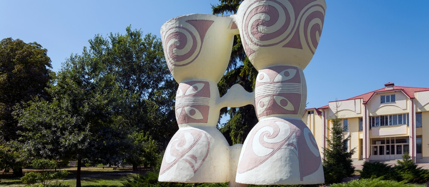 Доставка цветов и подарков в Ржищев 1 Украина