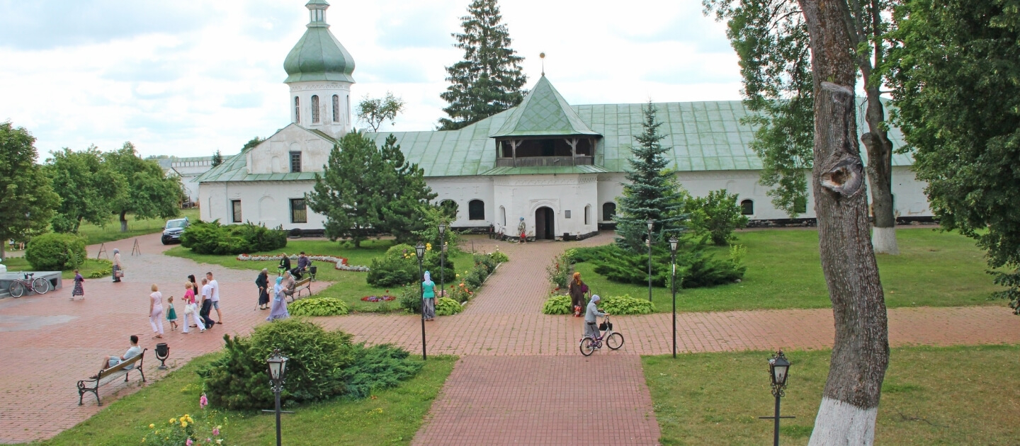 Доставка цветов и подарков в Новгород-Северский 1 Украина