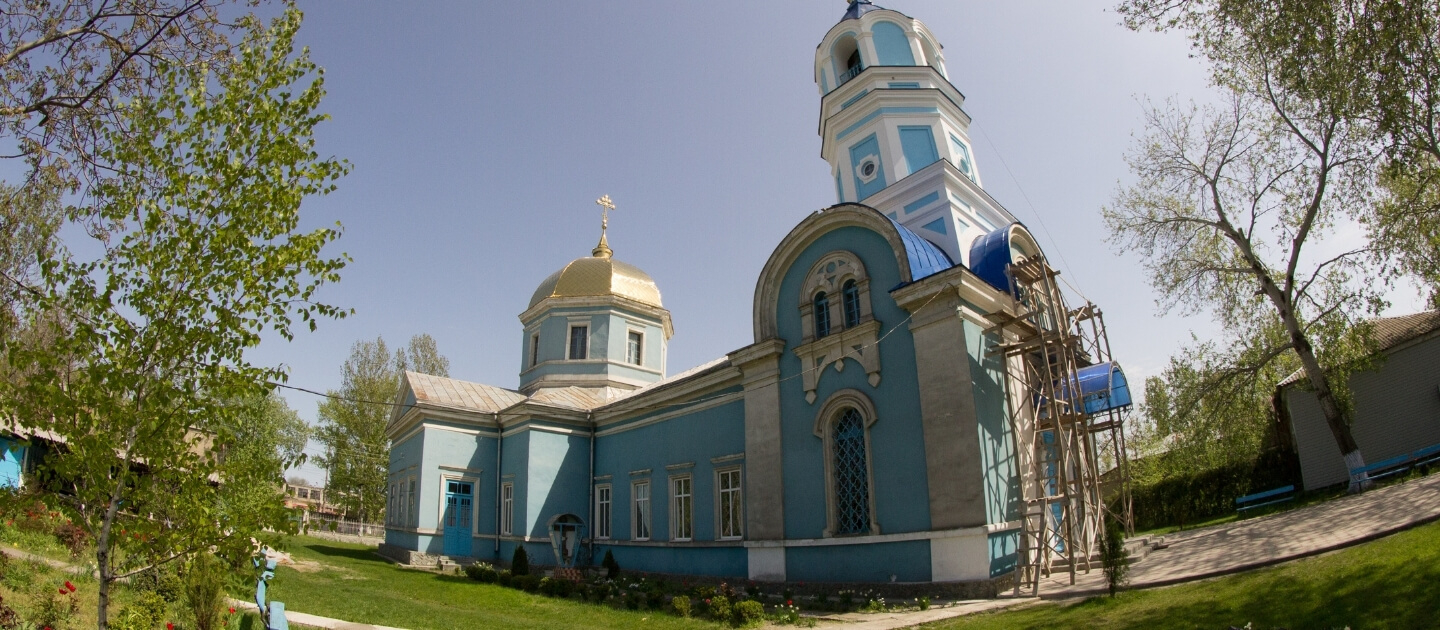 Доставка цветов и подарков в Килия Украина