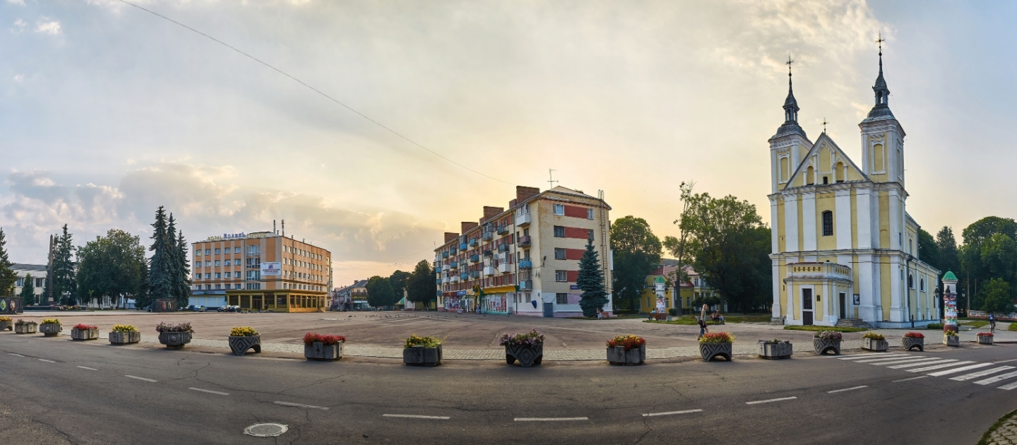 Доставка цветов и подарков в Владимир-Волынский 1 Украина