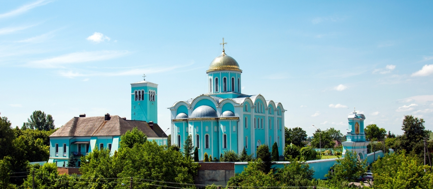 Доставка цветов и подарков в Владимир-Волынский Украина