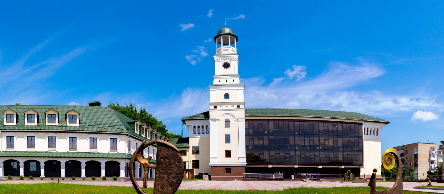 Доставка цветов и подарков в Острог 1 Украина