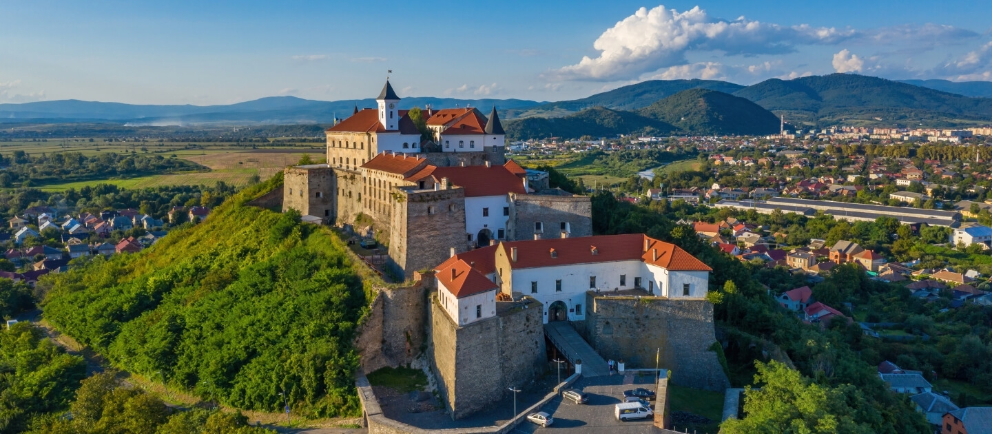 Доставка цветов в Мукачево Украина