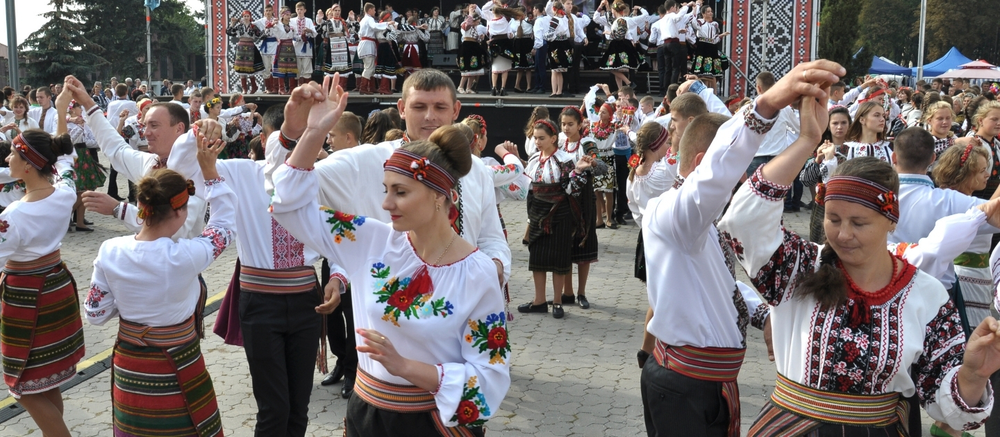 Доставка цветов и подарков в Борщёв 1 Украина