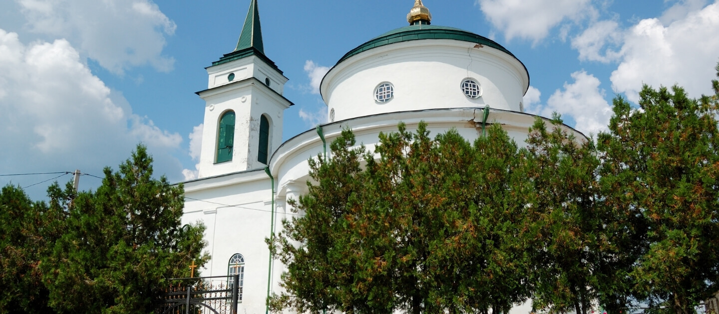 Доставка цветов и подарков в Богуслав Украина