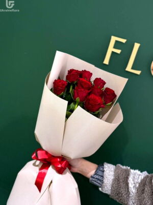 9 Червоних Троянд фото доставки Україна 11