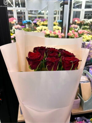 9 Червоних Троянд фото доставки Україна 12