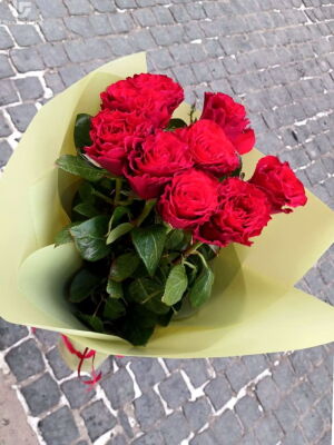 9 Червоних Троянд фото доставки Україна 21