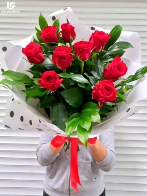 9 Червоних Троянд фото доставки Україна 26