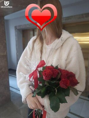 9 Червоних Троянд фото доставки Україна 27