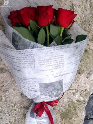 9 Червоних Троянд фото доставки Україна 7