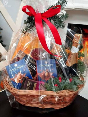 Шоколад и Сюрприз корзина фото доставки Украина 3