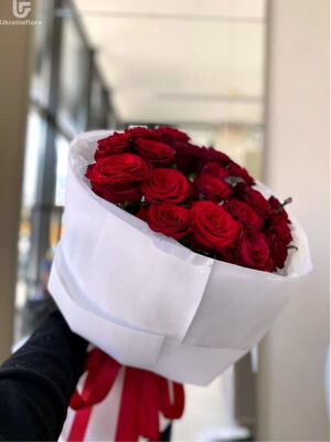 19 Red Roses Photo Delivery Ukraine 3