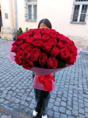 101 Red Roses Photo Delivery Ukraine 1