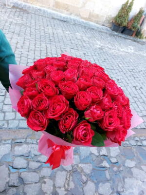 101 Red Roses Photo Delivery Ukraine 2