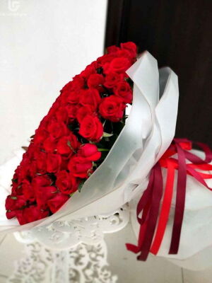 101 Red Roses Photo Delivery Ukraine 3