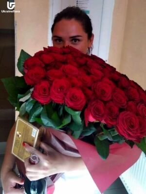 101 Red Roses Photo Delivery Ukraine 8