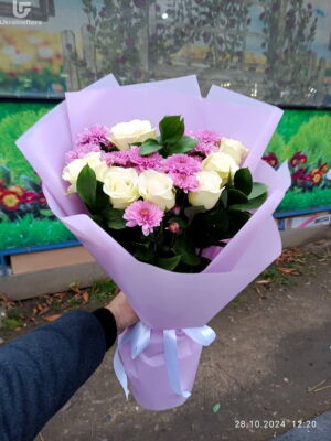 Red and White Mix Photo Delivery Ukraine 5