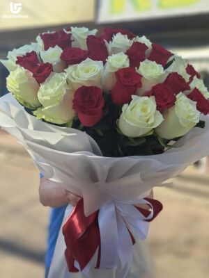 51 Red White Roses Delivery Photo Ukraine 1