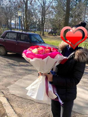 Bright Roses Heart Photo Delivery Ukraine 3