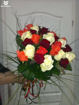 Bright Roses Heart Photo Delivery Ukraine 4