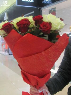 21 Mix Color Roses Photo Delivery Ukraine 4