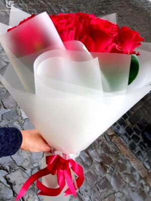 Red Luxury Roses by 3 Stems Photo Delivery Ukraine 4