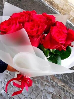 Red Luxury Roses by 3 Stems Photo Delivery Ukraine 5
