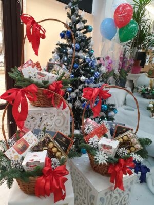 Holiday Chocolate Basket photo 3