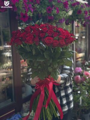 45 Червоних Троянд Фото Доставки Україна 1