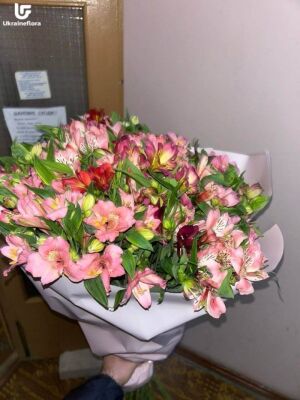 Тисяча Поцілунків букет фото доставки Україна 8