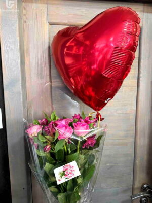 Red Heart Balloon Photo Delivery Ukraine 1