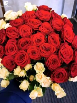 Bright Red bouquet Delivery Ukraine 2