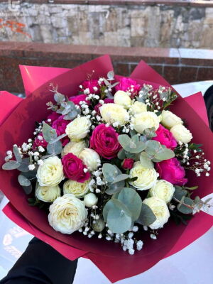 Червоний та Білий букет фото доставки Україна 33