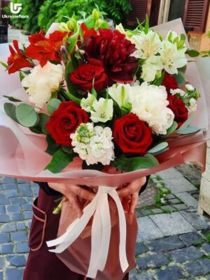 Червоний та Білий букет фото доставки Україна 32
