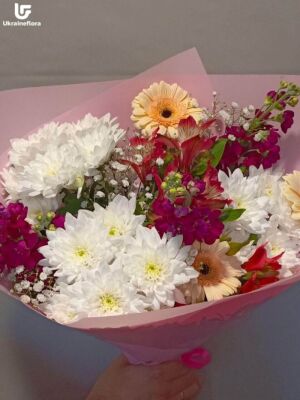 Червоний та Білий букет фото доставки Україна 34