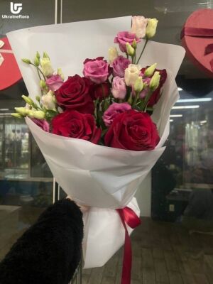 Red Florist Photo Delivery Ukraine 19