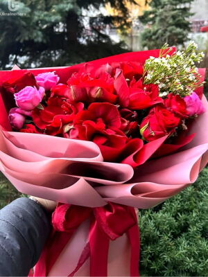 Red Florist Photo Delivery Ukraine 7